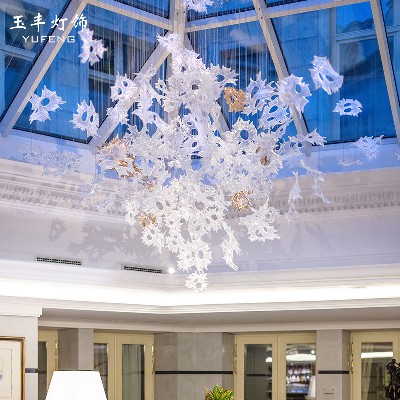 Maple Leaf decorative Chandelier