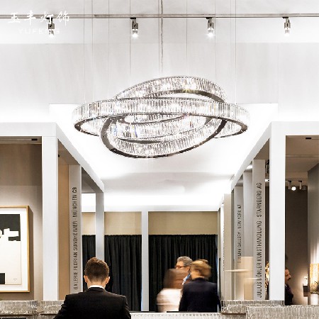 Simple lobby Chandelier